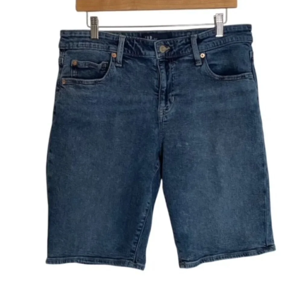 Classic Light Blue Denim Bermuda Shorts - Women - Picture 2 of 4